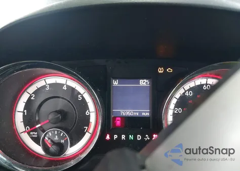 2019 Dodge Grand Caravan Gt z USA, uszkodzony, nr VIN 2C4RDGEG0KR619197